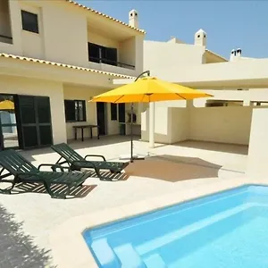  Casa de Férias House