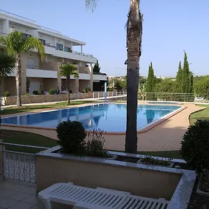  Apartment Olhos De Agua
